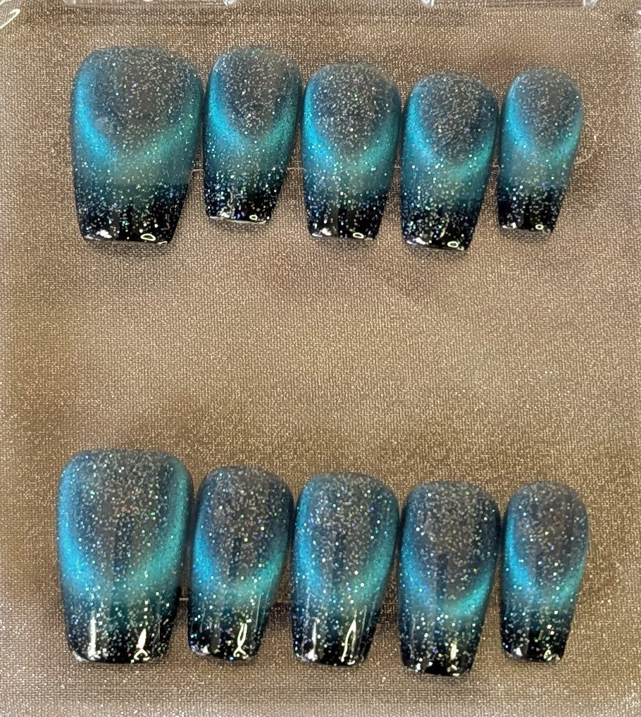 Aurora Galaxy Press-On Nail