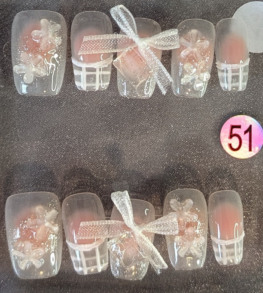 Sweet Blossom Bow Press-On Nails