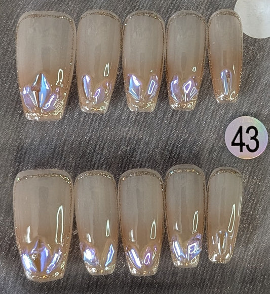 Nude Hologlow Press-On Nails