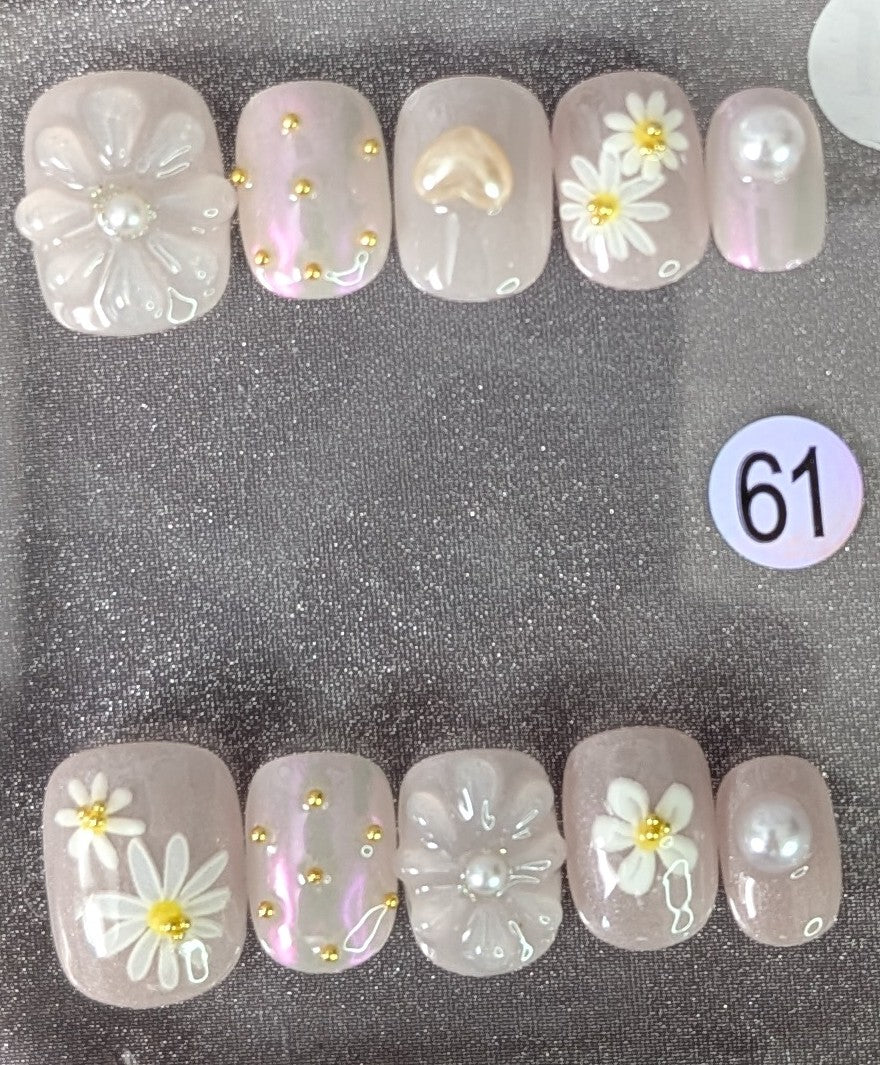 Pearl Blossom Press-On Nail Set – Style #61